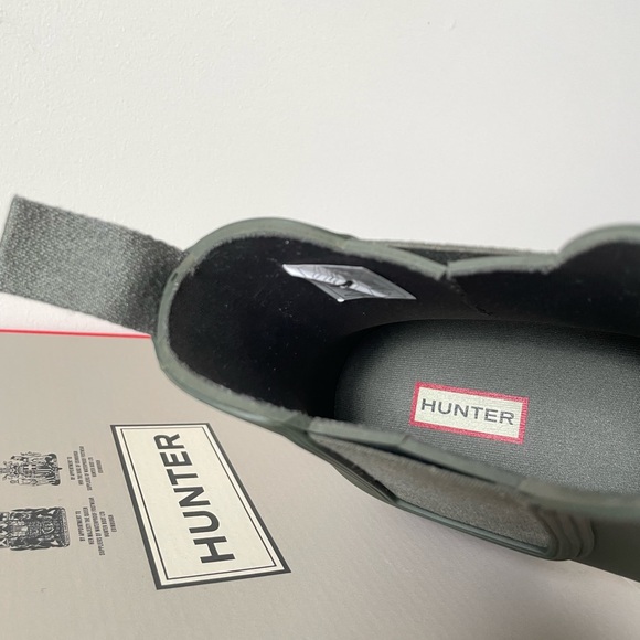 Hunter Original Waterproof Chelsea Rainboot - Picture 8 of 12